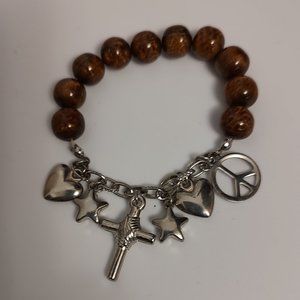 Charm Bracelet. Elastic stretch.